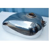 PALIVOVÁ NÁDRŽ - S NOVÝM CHROMEM (NEDOKONČENÁ RENOVACE) - JAWA 250/559,590 + 350/360,361